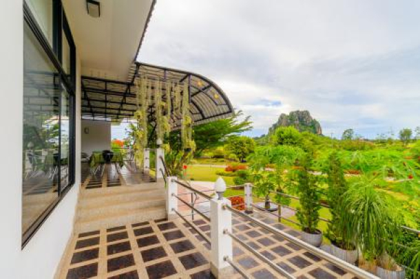 5 Bed, 4 Bath, HouseFor Sale, North - Hua Hin, Prachuap Khiri Khan