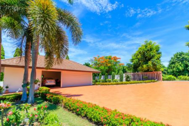 5 Bed, 5 Bath, HouseFor Sale, North - Hua Hin, Prachuap Khiri Khan