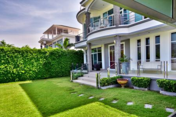 4 Bed, 4 Bath, HouseFor Sale, West - Hua Hin, Prachuap Khiri Khan