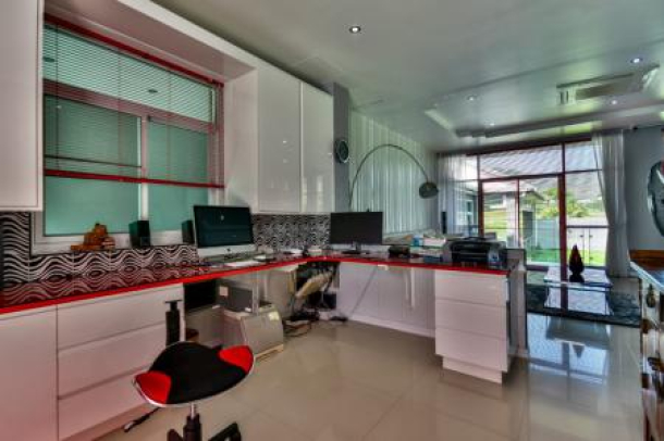 4 Bed, 4 Bath, HouseFor Sale, West - Hua Hin, Prachuap Khiri Khan