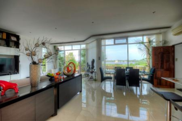 4 Bed, 3 Bath, HouseFor Sale, South - Hua Hin, Prachuap Khiri Khan