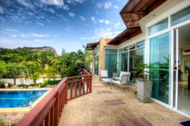 4 Bed, 3 Bath, HouseFor Sale, South - Hua Hin, Prachuap Khiri Khan