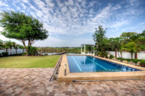 4 Bed, 3 Bath, HouseFor Sale, South - Hua Hin, Prachuap Khiri Khan