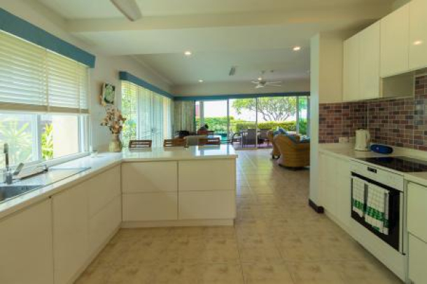 3 Bed, 3 Bath, ApartmentFor Sale, South - Hua Hin, Prachuap Khiri Khan