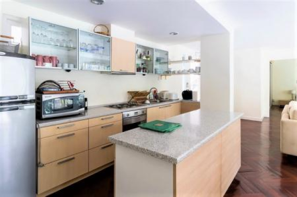 2 Bed, 2 Bath, ApartmentFor Sale, South - Hua Hin, Prachuap Khiri Khan