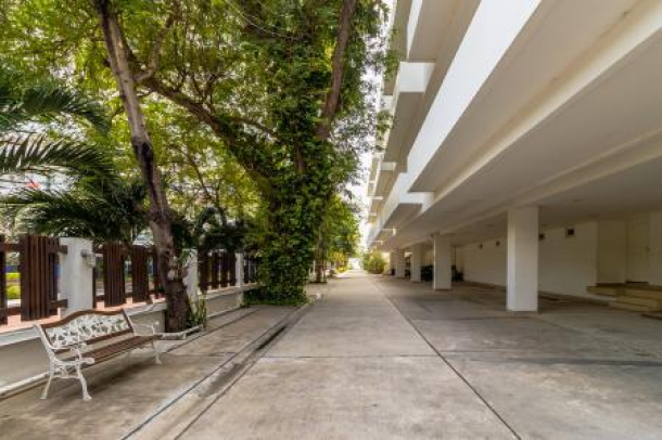 2 Bed, 2 Bath, ApartmentFor Sale, South - Hua Hin, Prachuap Khiri Khan