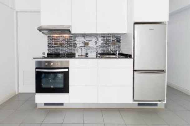 2 Bed, 1 Bath, ApartmentFor Sale, South - Hua Hin, Prachuap Khiri Khan