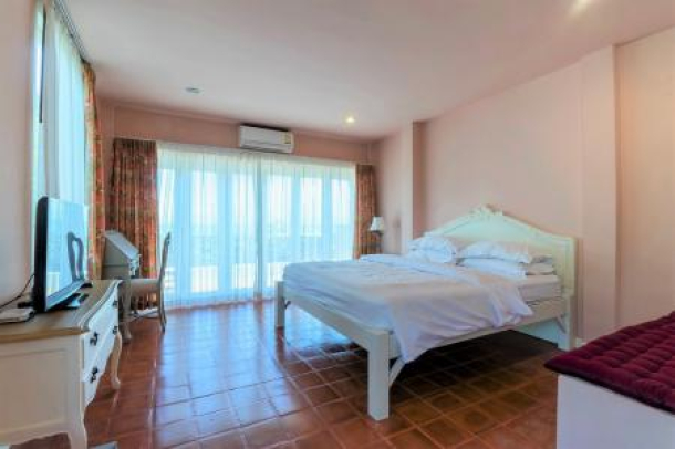 6 Bed, 6 Bath, HouseFor Sale, South - Hua Hin, Prachuap Khiri Khan