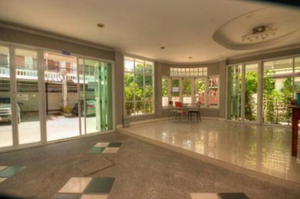 6 Bed, 6 Bath, HouseFor Sale, Central - Hua Hin, Prachuap Khiri Khan