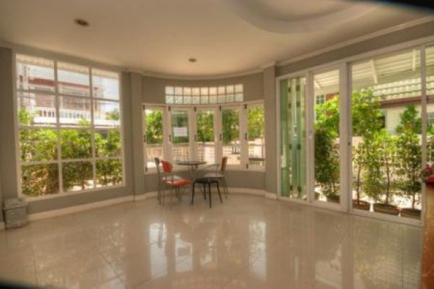 6 Bed, 6 Bath, HouseFor Sale, Central - Hua Hin, Prachuap Khiri Khan