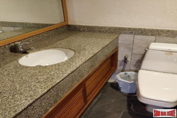 2 Bed, 2 Bath, ApartmentFor Sale, Asok, Bangkok