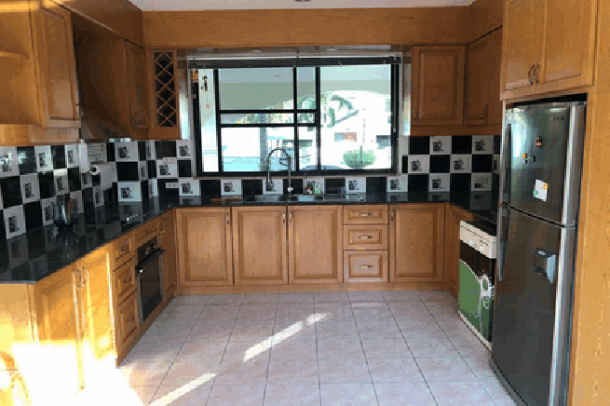 4 Bed, 4 Bath, HouseFor Sale, East Pattaya, Chonburi