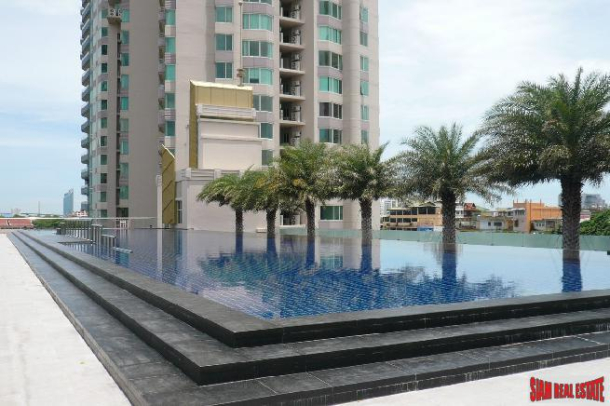 3 Bed, 3 Bath, ApartmentFor Sale, Silom, Bangkok