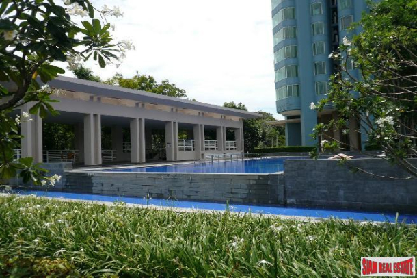 3 Bed, 3 Bath, ApartmentFor Sale, Silom, Bangkok