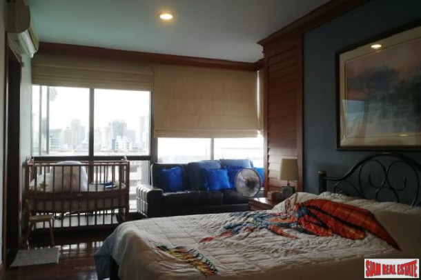 2 Bed, 3 Bath, ApartmentFor Sale, Silom, Bangkok