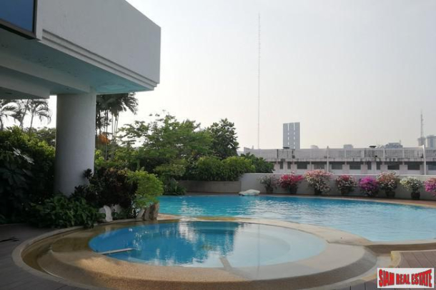 2 Bed, 3 Bath, ApartmentFor Sale, Silom, Bangkok