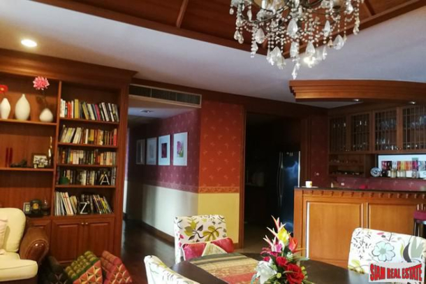 2 Bed, 3 Bath, ApartmentFor Sale, Silom, Bangkok