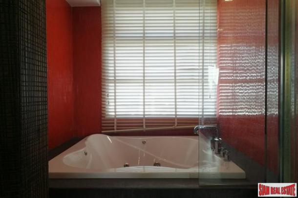 2 Bed, 3 Bath, ApartmentFor Sale, Silom, Bangkok