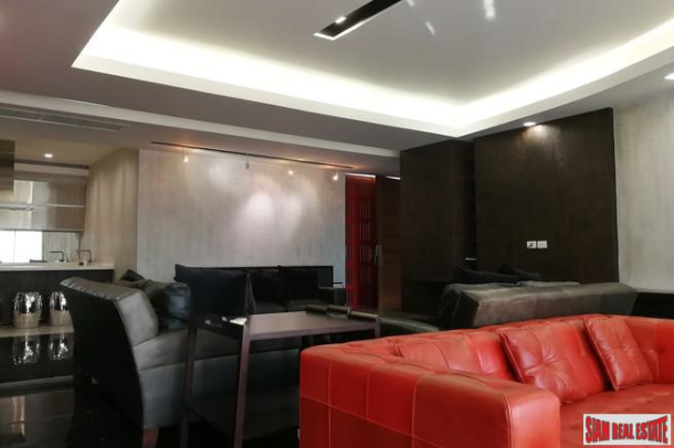 2 Bed, 3 Bath, ApartmentFor Sale, Silom, Bangkok