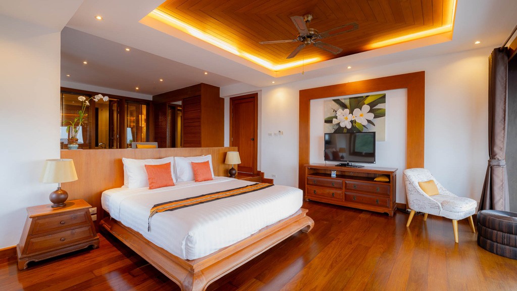5 Bed, 8 Bath, HouseFor Sale, Surin Beach, Phuket 5 Bed, 8 Bath, HouseFor Sale, Surin Beach, Phuket