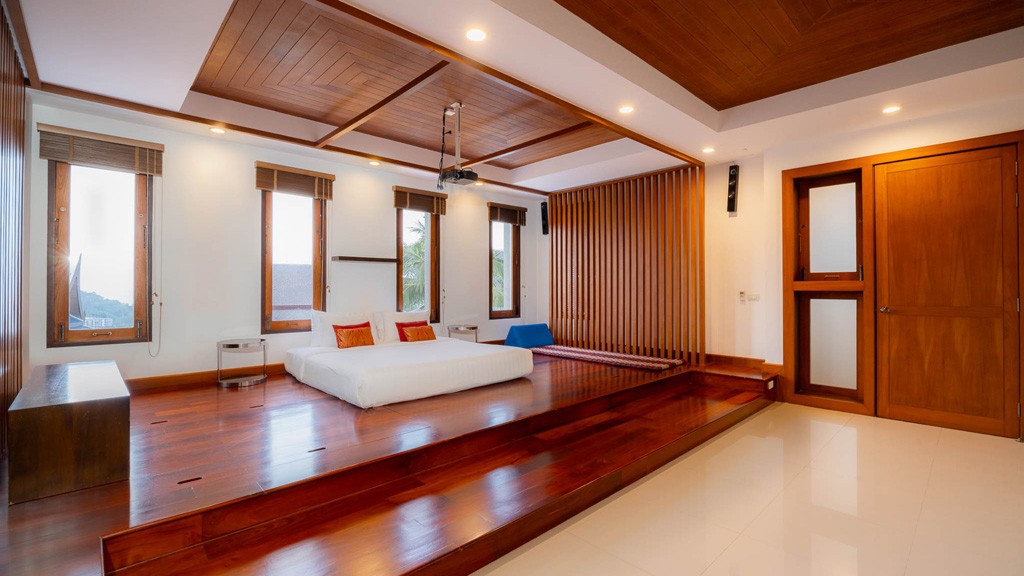 5 Bed, 8 Bath, HouseFor Sale, Surin Beach, Phuket 5 Bed, 8 Bath, HouseFor Sale, Surin Beach, Phuket