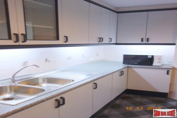 2 Bed, 3 Bath, ApartmentFor Sale, Thong Lo, Bangkok
