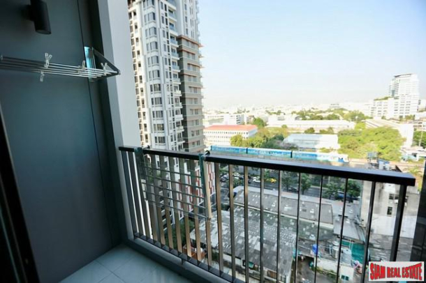 2 Bed, 2 Bath, ApartmentFor Sale, Victory Monument, Bangkok