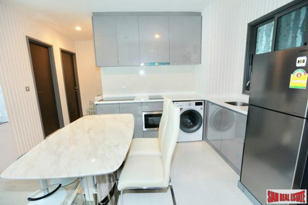 2 Bed, 2 Bath, ApartmentFor Sale, Victory Monument, Bangkok