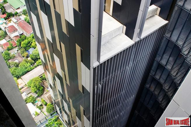 2 Bed, 2 Bath, ApartmentFor Sale, Silom, Bangkok