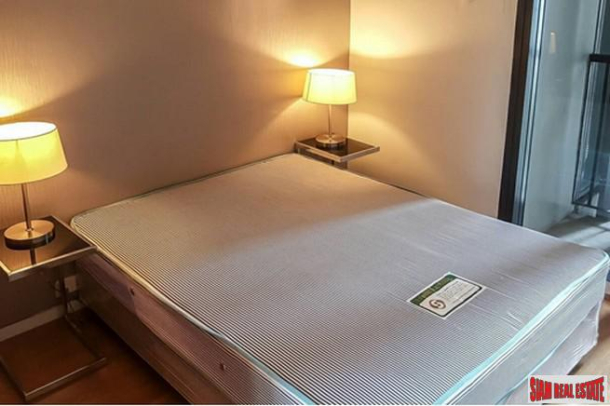 3 Bed, 2 Bath, ApartmentFor Sale, Silom, Bangkok