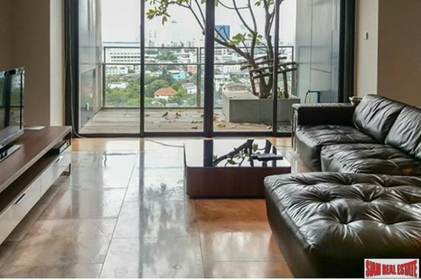 3 Bed, 2 Bath, ApartmentFor Sale, Silom, Bangkok