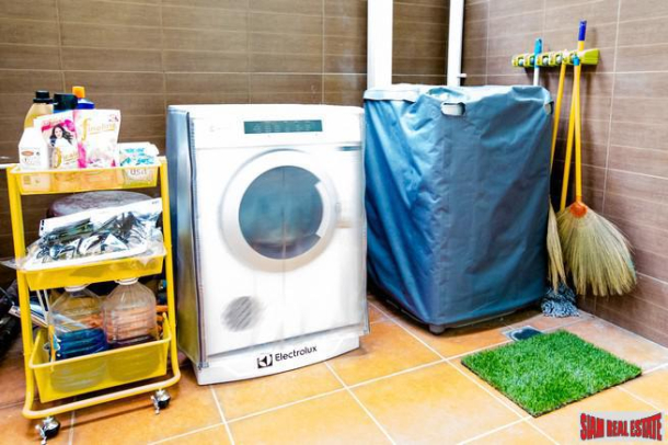 4 Bed, 4 Bath, HouseFor Sale, Lat Phrao, Bangkok 4 Bed, 4 Bath, HouseFor Sale, Lat Phrao, Bangkok