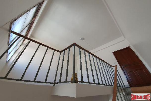 4 Bed, 4 Bath, HouseFor Sale, Phra Khanong, Bangkok 4 Bed, 4 Bath, HouseFor Sale, Phra Khanong, Bangkok