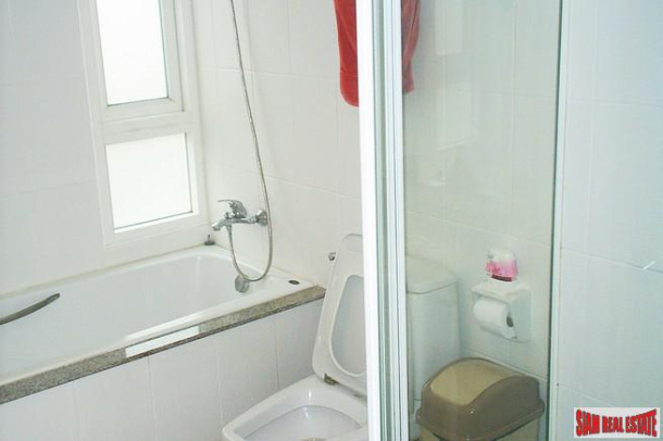 3 Bed, 2 Bath, ApartmentFor Sale, Nana, Bangkok