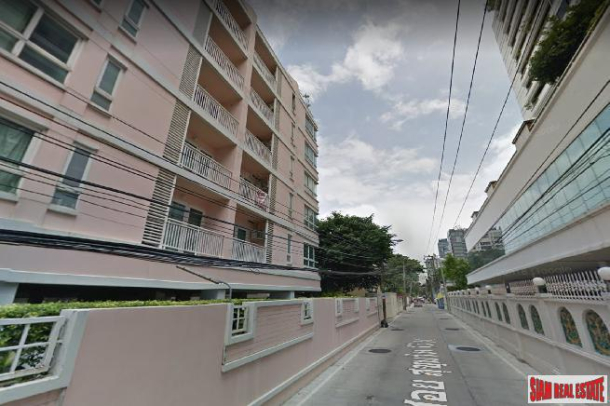 3 Bed, 2 Bath, ApartmentFor Sale, Nana, Bangkok