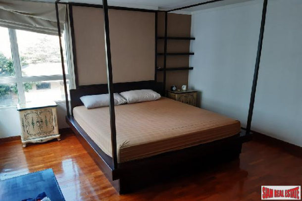 3 Bed, 2 Bath, ApartmentFor Sale, Nana, Bangkok