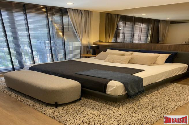 2 Bed, 2 Bath, ApartmentFor Sale, Chitlom, Bangkok