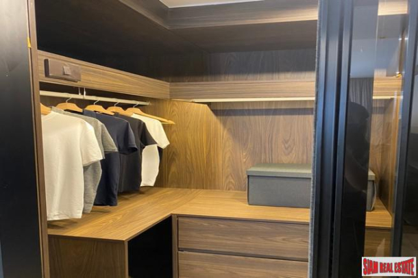 2 Bed, 2 Bath, ApartmentFor Sale, Chitlom, Bangkok