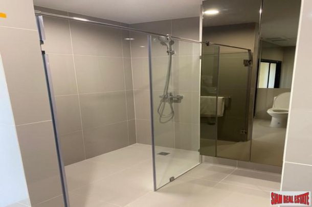 2 Bed, 2 Bath, ApartmentFor Sale, Chitlom, Bangkok