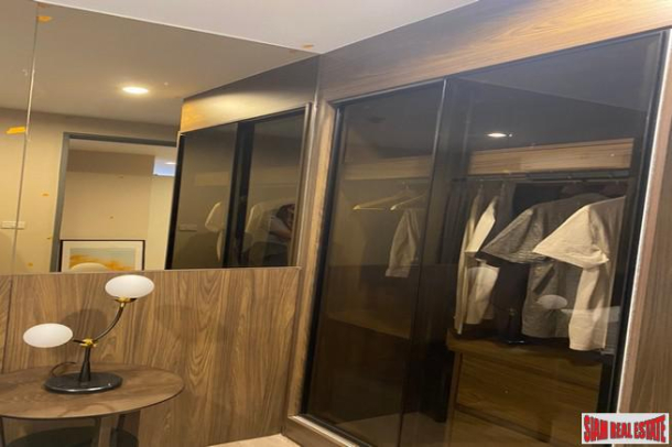 2 Bed, 2 Bath, ApartmentFor Sale, Chitlom, Bangkok