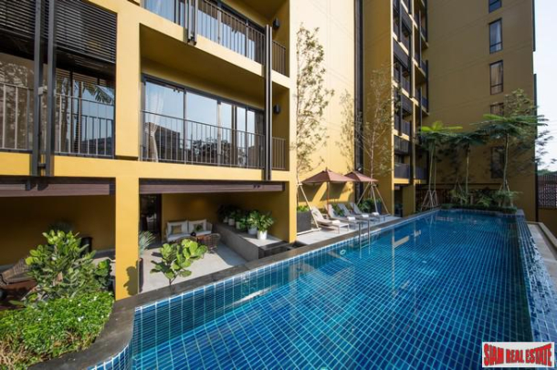 2 Bed, 2 Bath, ApartmentFor Sale, Chitlom, Bangkok