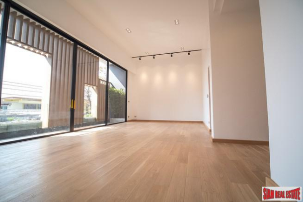 4 Bed, 5 Bath, HouseFor Sale, Phra Khanong, Bangkok