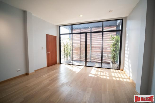 4 Bed, 5 Bath, HouseFor Sale, Phra Khanong, Bangkok