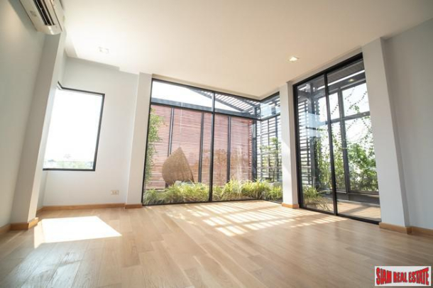 4 Bed, 5 Bath, HouseFor Sale, Phra Khanong, Bangkok