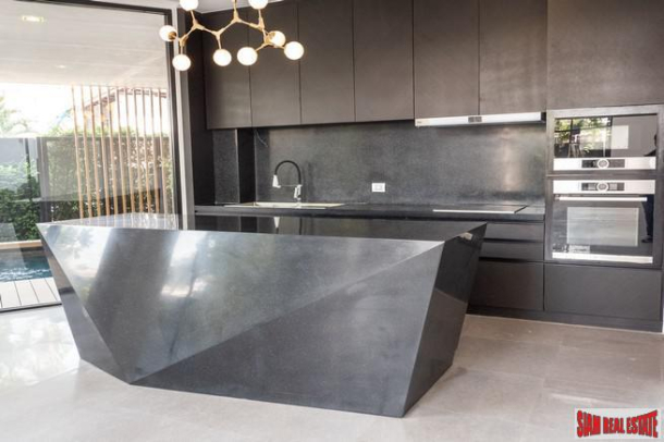 4 Bed, 5 Bath, HouseFor Sale, Phra Khanong, Bangkok