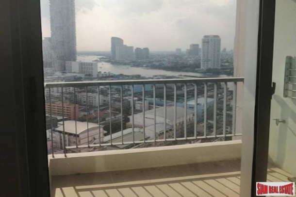 2 Bed, 2 Bath, ApartmentFor Sale, Sathon, Bangkok