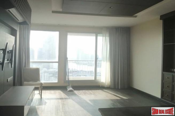 2 Bed, 2 Bath, ApartmentFor Sale, Sathon, Bangkok