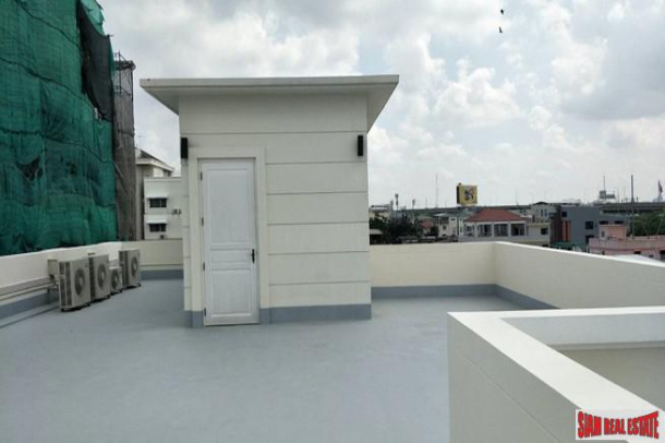 5 Bed, 5 Bath, HouseFor Sale, Ari, Bangkok