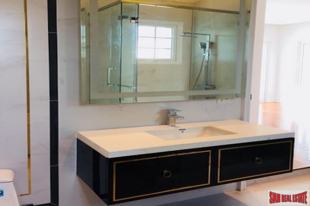 5 Bed, 5 Bath, HouseFor Sale, Ari, Bangkok