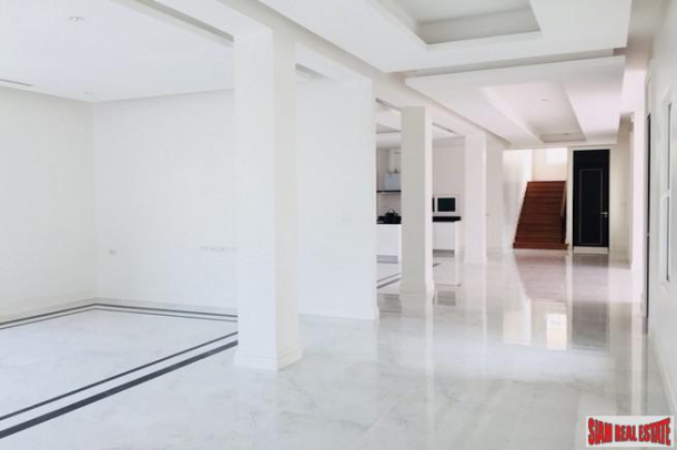 5 Bed, 5 Bath, HouseFor Sale, Ari, Bangkok